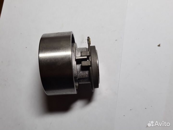 Ролик натяжной грм Mazda (FS01-12-700A)