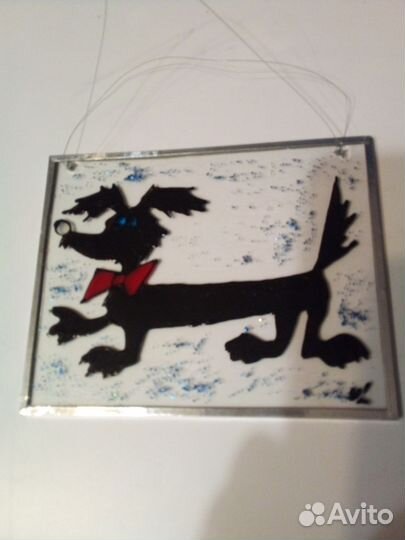 Стеклянный слоненок на лаве Этны, рыбка, собака