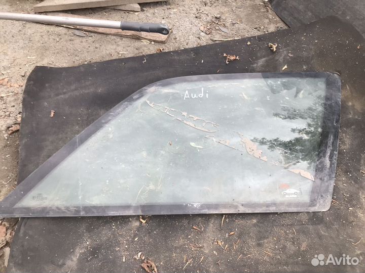 Стекло кузовное глухое правое для Audi 100 C4 19