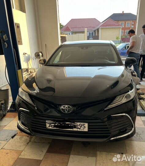 Рейсталинг бампера Камри v75