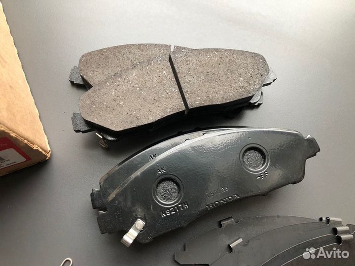 Колодки тормозные передние Honda Pilot 2008-2020