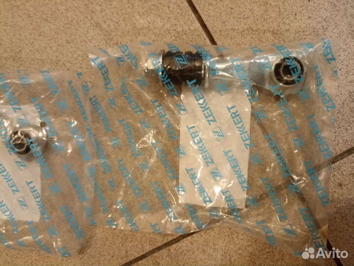 Стойка стабилизатора задняя Ford Mondeo