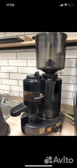 Кофемашина nuova Simonelli