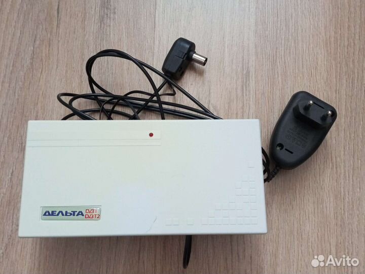 Комнатная DVB-T2 антенна Дельта Цифра.12V
