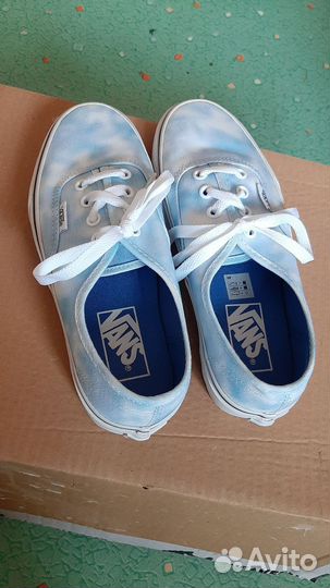 Кроссовки Vans