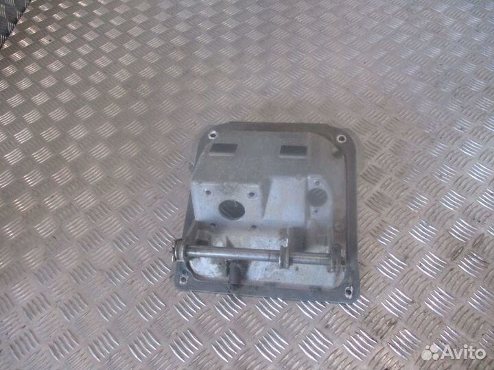 Кронштейн педального узела Mercedes-Benz A93429400