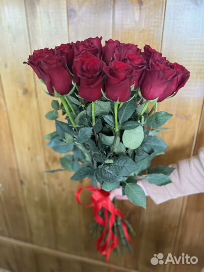 19 роз explorer 90 см