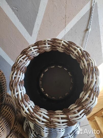 Кашпо для цветов уличное