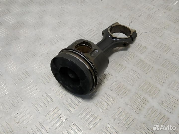 Поршень Mercedes-Benz Sprinter 2 (W906) 2009