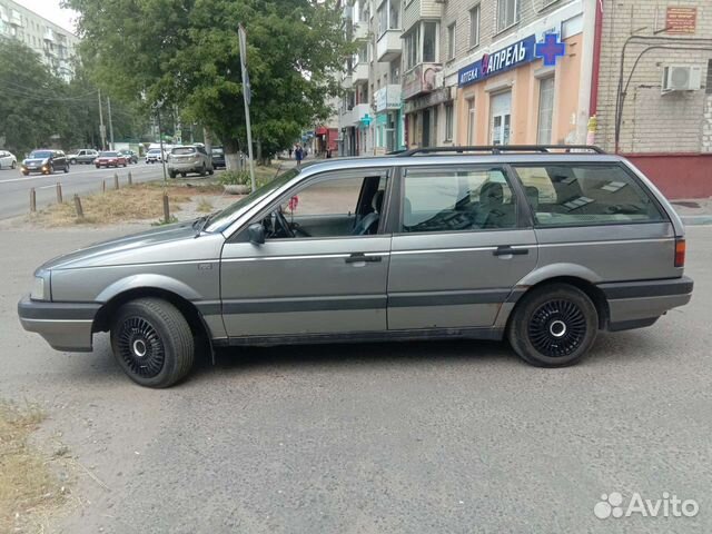 Volkswagen Passat 1.8 МТ, 1989, битый, 400 000 км