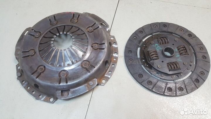 Комплект сцепления Volkswagen Passat B5 1.6 AHL