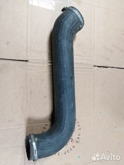 Патрубок шланг интеркулера volvo 30794304