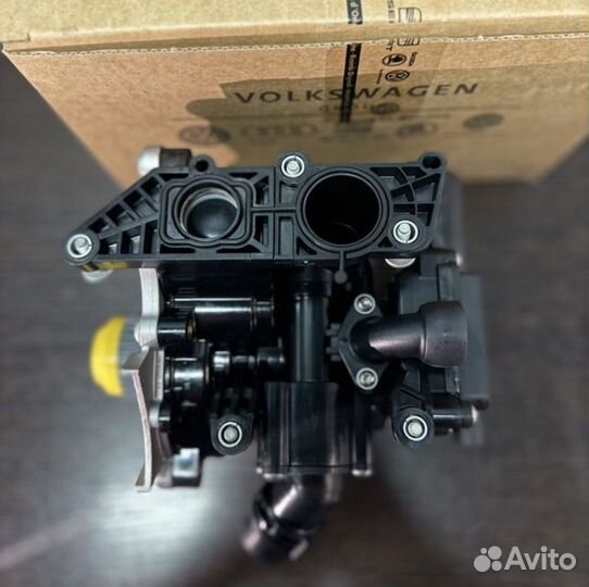 Насос водяной VAG 06L121111H