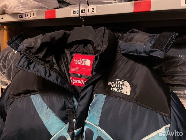 Пуховик The North Face X Supreme