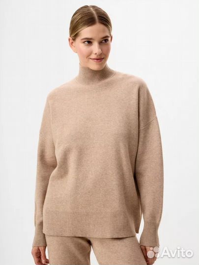 Свитер женский 48 50