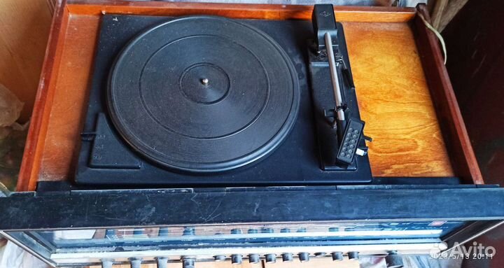 Ретро радиолы, проигрыватели, приемники СССР