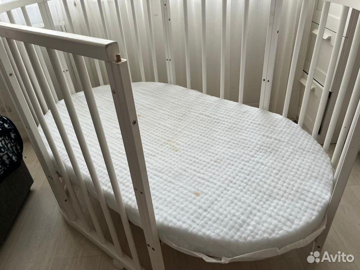 Продам детскую кроватку