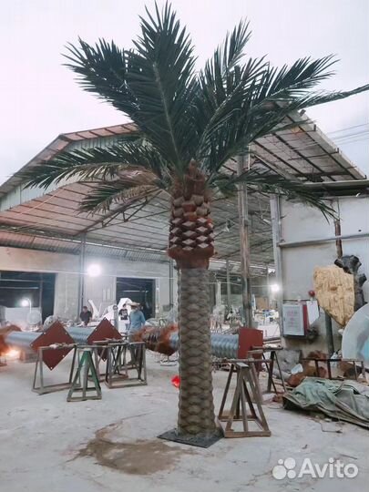 Искусственная пальма