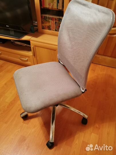 Компьютерное кресло