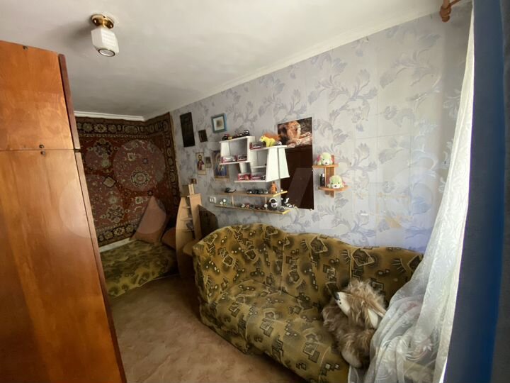 Комната 33 м² в 2-к., 2/5 эт.