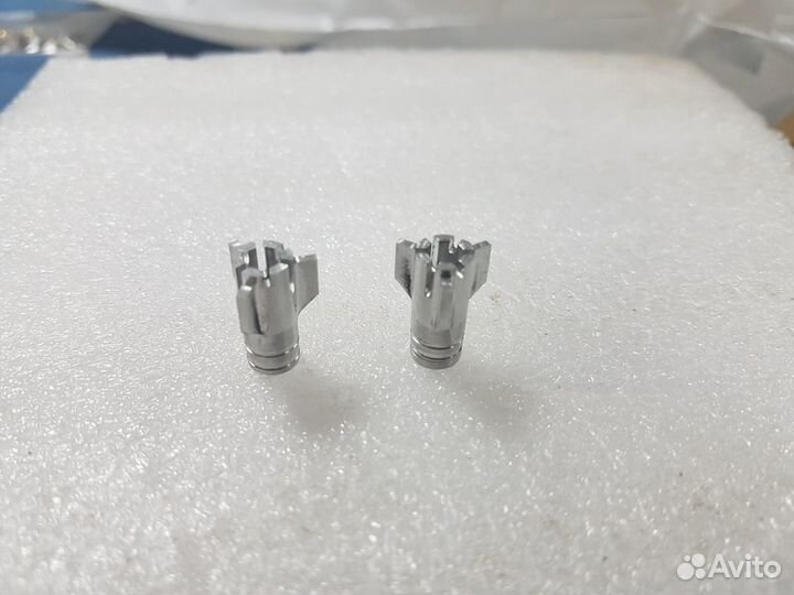 Замки подкатушечников Электроника Олимп 003-004