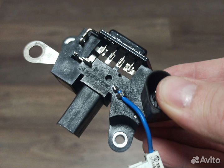 Реле зарядки приора