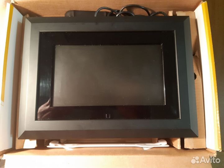 Цифровая фоторамка Kodak Easy Share SV710