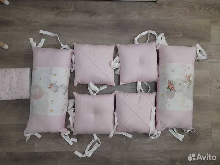 Бортики в кроватку для девочки