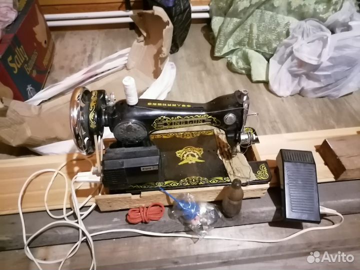 Швейная машина бу