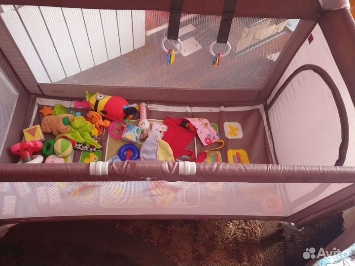 Манеж детский складной