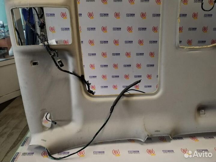 Обшивка потолка Cadillac Escalade