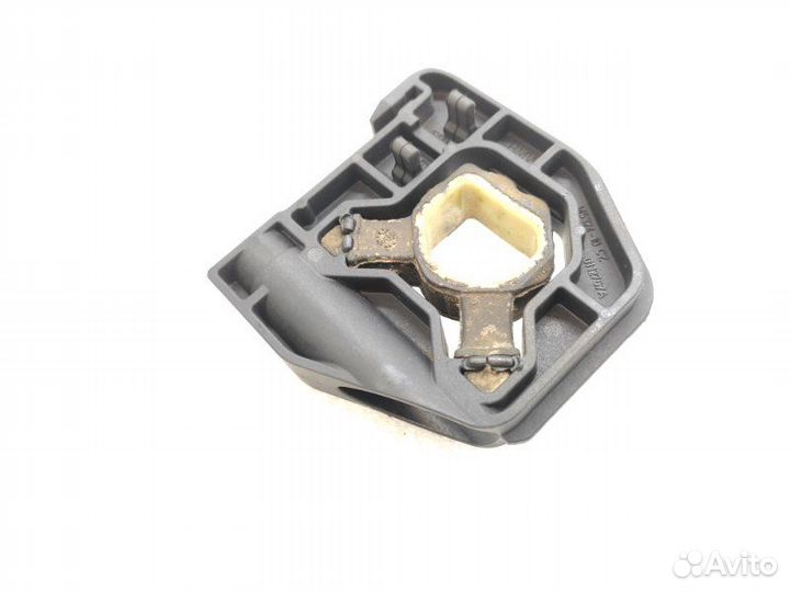 Кронштейн радиатора правый Bmw 1-Series F20