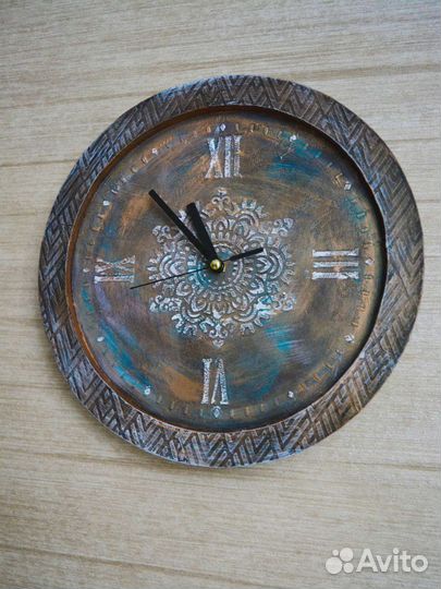 Часы настенные ручной работы