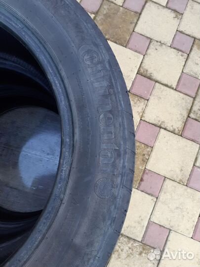 Continental ContiPremiumContact 2 215/55 R17