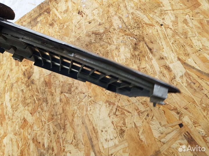 Решетка радиатора Nissan Maxima Cefiro A33