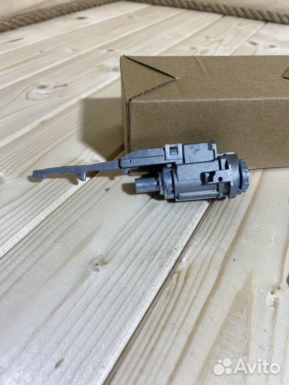 Личинка замка зажигания Honda Accord 7,8 CU2 CU1