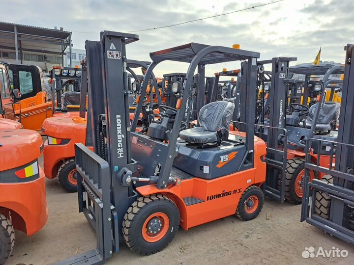 Вилочный погрузчик Lonking FD15T, 2023