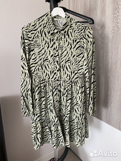 Платье женское