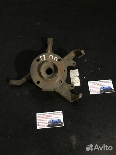 Кулак поворотный правый Фольксваген Гольф 2 Golf 2