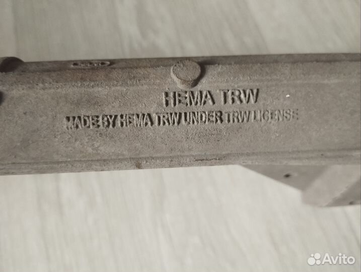 Подушка двигателя гидравлическая