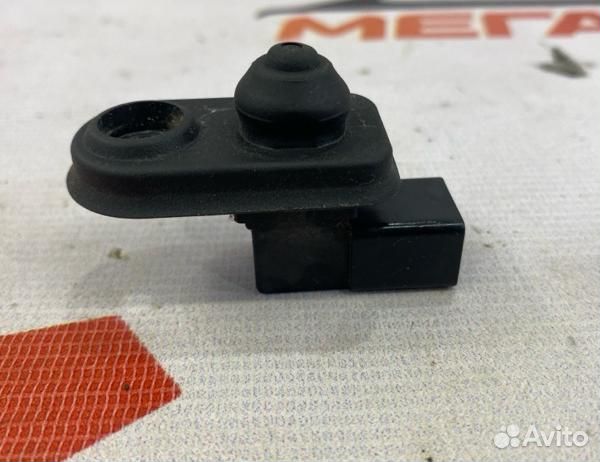 Доводчик двери Peugeot 4007 легковой универсал SFY