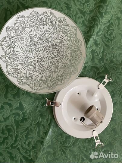 Светильник потолочный