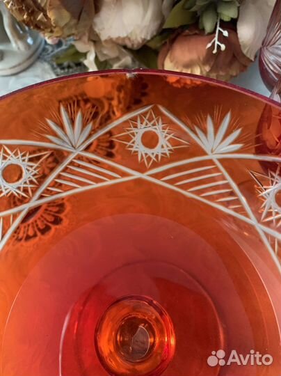 Красный хрусталь, вазы, фруктовницы, бокалы