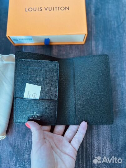 Обложка на паспорт louis vuitton
