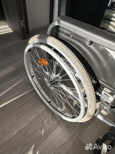 Кресло-коляска инвалидное