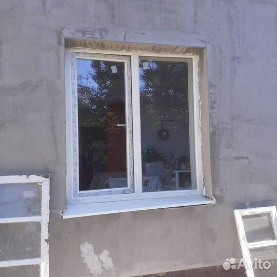 Окна в Раевской