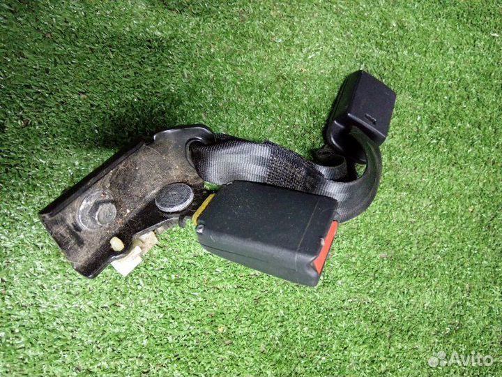 Ответная часть ремня безопасности задняя правая