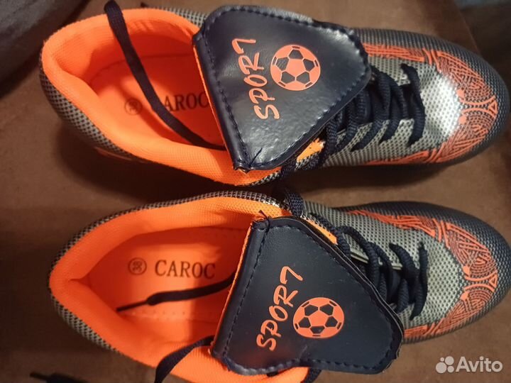 Футбольные бутсы