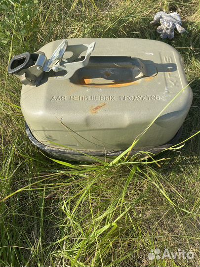 Канистра металлическая