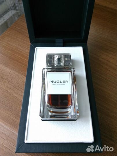 Mugler les exceptions, Cuir Impertinent